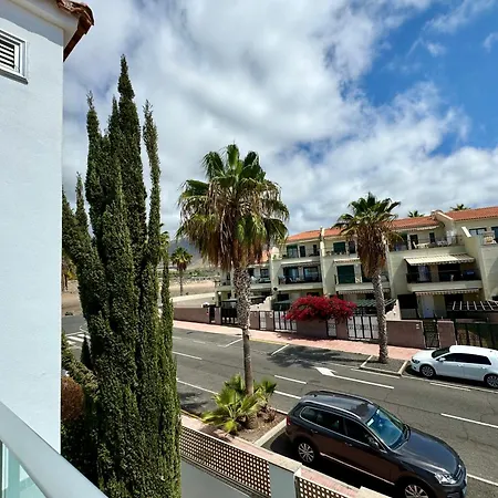 Con Vista Al Mar Y Piscina Privada アデヘ