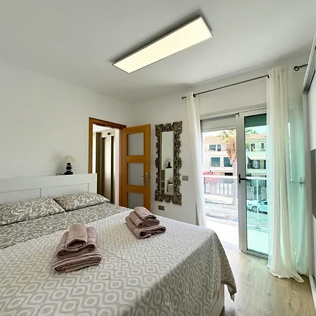 ヴィラ Con Vista Al Mar Y Piscina Privada アデヘ