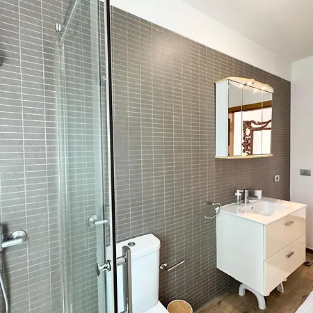 فيلة Con Vista Al Mar Y Piscina Privada أذيخي