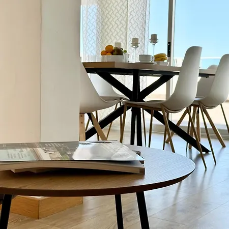 Con Vista Al Mar Y Piscina Privada