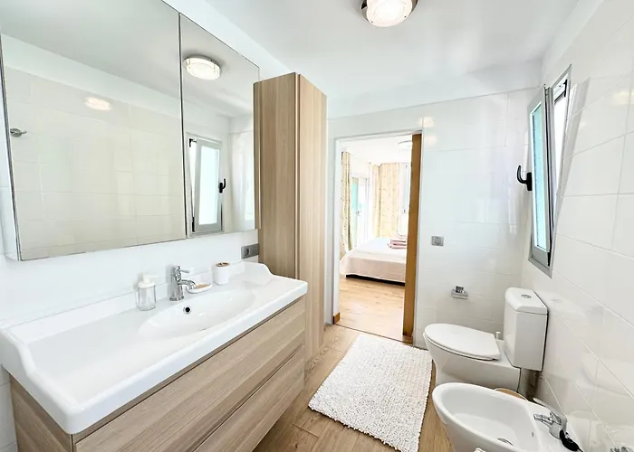 Con Vista Al Mar Y Piscina Privada וילה *