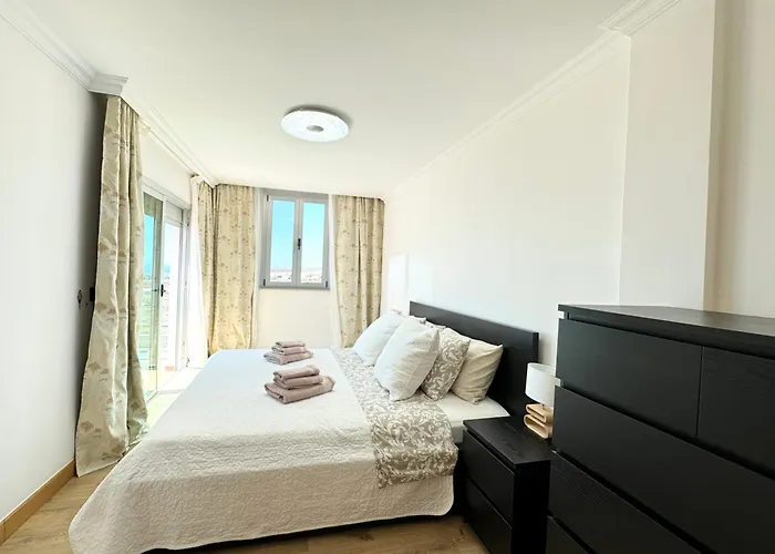 Con Vista Al Mar Y Piscina Privada וילה